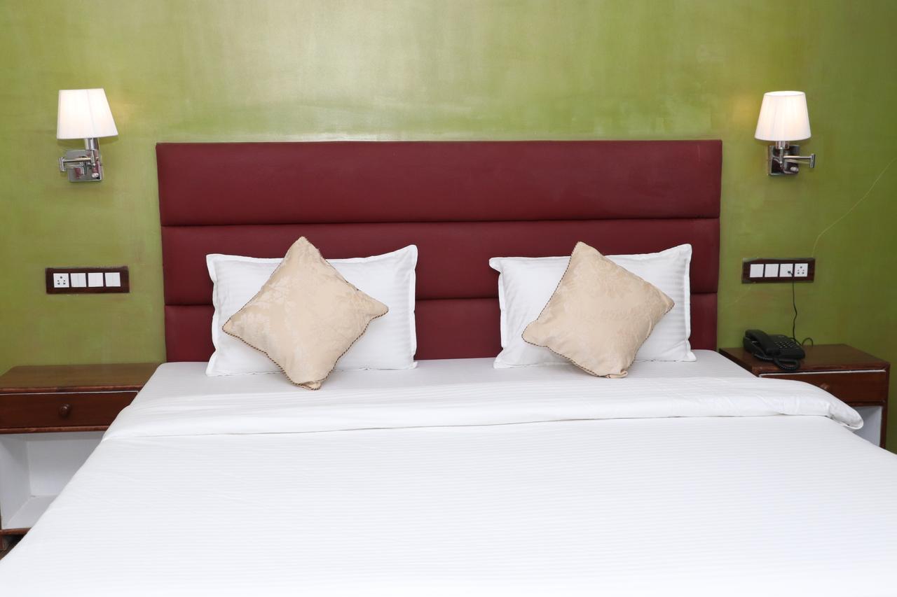 Hotel Green Tara Manāli Eksteriør billede