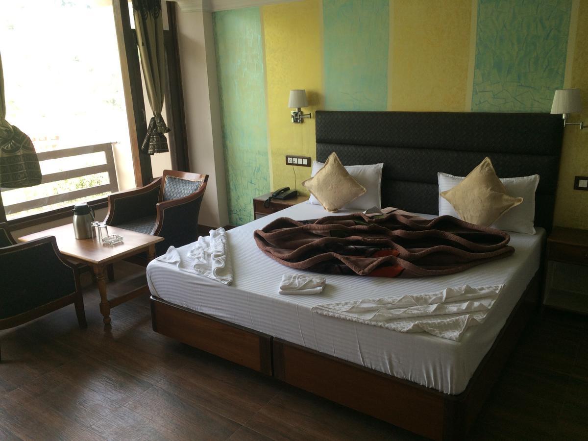 Hotel Green Tara Manāli Eksteriør billede