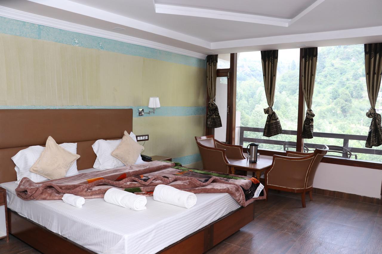 Hotel Green Tara Manāli Eksteriør billede
