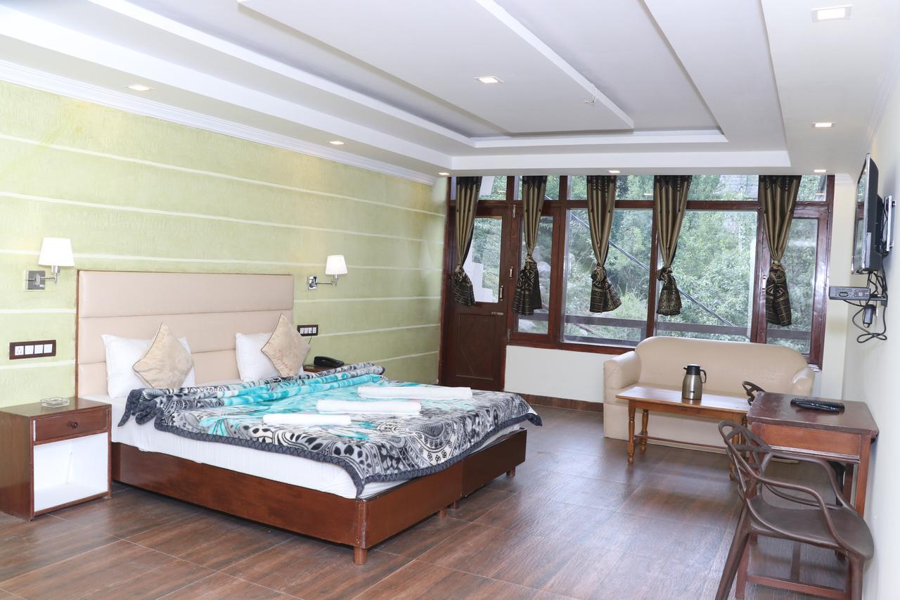Hotel Green Tara Manāli Eksteriør billede